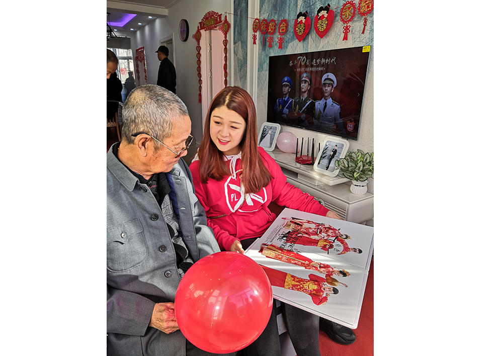 二等奖：婚纱照-第一视频-曲忠美