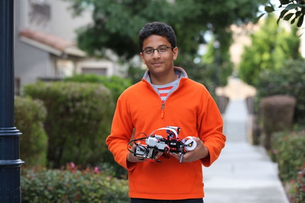 美国13岁少年创办公司 获英特尔投资 