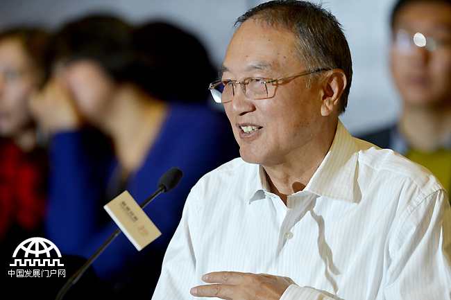 柳传志:创新驱动发展 农业不着急赚钱